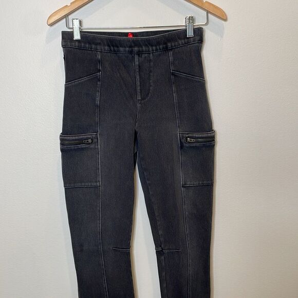 SPANX Jean-ish Cargo Pocket Ankle Leggings Small - Picture 3 of 9